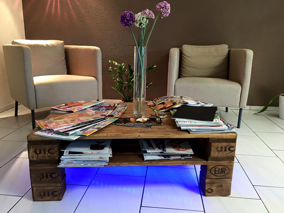 в цветах: Бежевый, Коричневый, Светло-серый, Серый, Темно-коричневый. в .