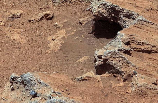 8-mars-terrain