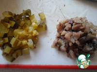 Салат с рыбой и морской капустой