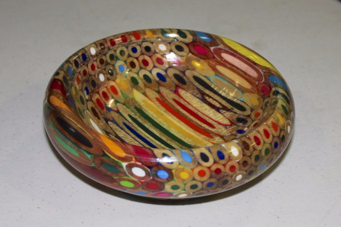 colored-pencil-bowl---beck-2 (680x453, 224Kb)