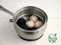 Рисовые шарики с морепродуктами "Белое-черное"