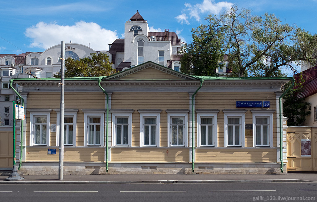 Пушкина д 17. Старая Басманная 36 дом-музей в.л Пушкина. Дом Василия Львовича Пушкина. Музей Василия Львовича Пушкина в Москве. Дом дяди Пушкина на старой Басманной.