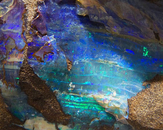 10 удивительных фактов о самом красивом драгоценном минерале