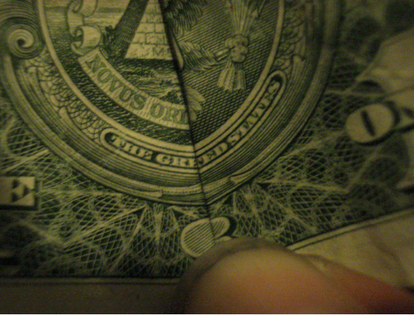 Фото на долларе