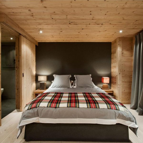 small-unique-house-interior-design-ideas-with-wooden-bedroom-also-gray-duvet-cover-and-curtain-set-as-well-lighting-in-low-ceiling